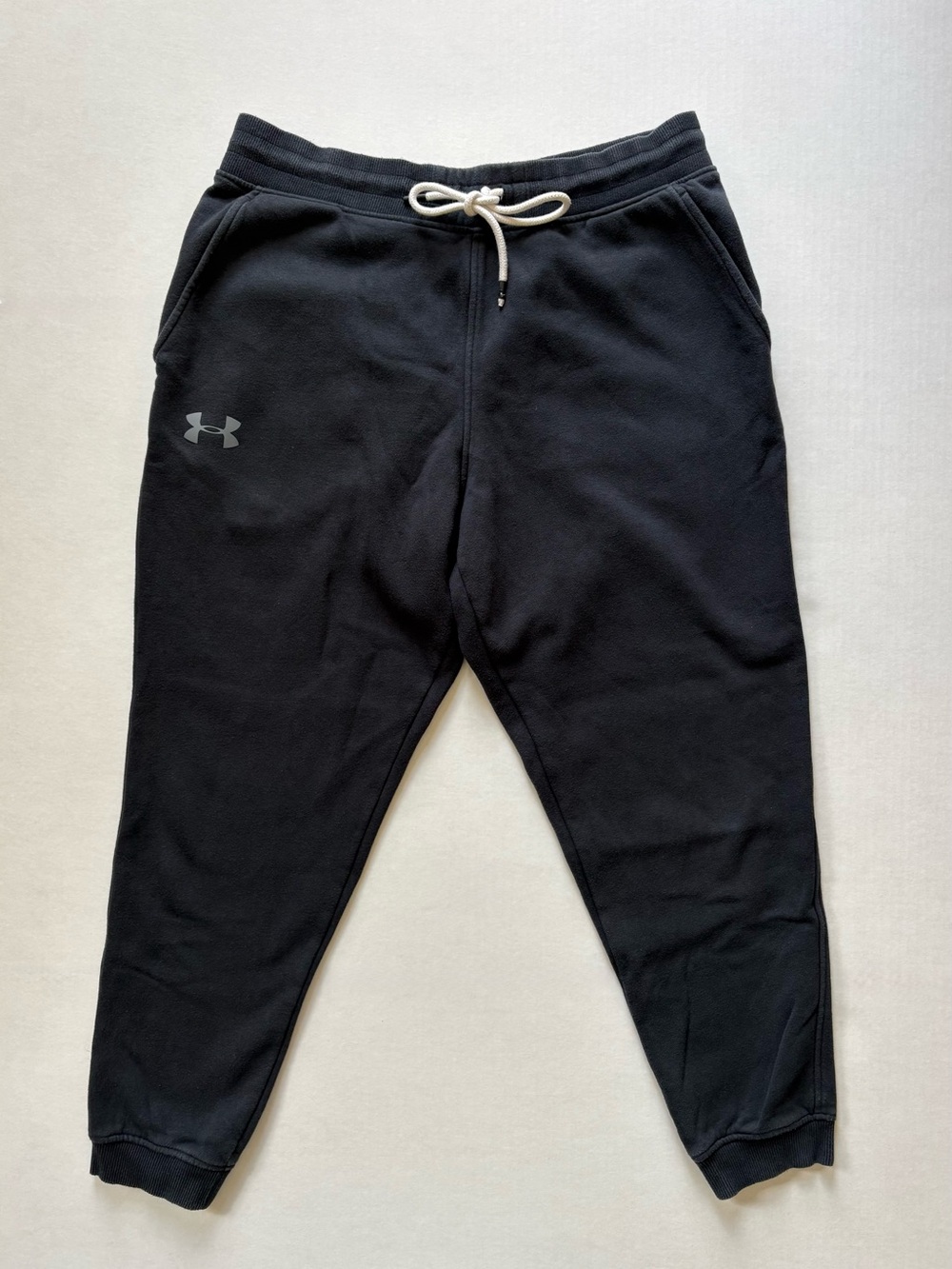 Under Armour Black Men's XL Fleece Joggers with Drawstring